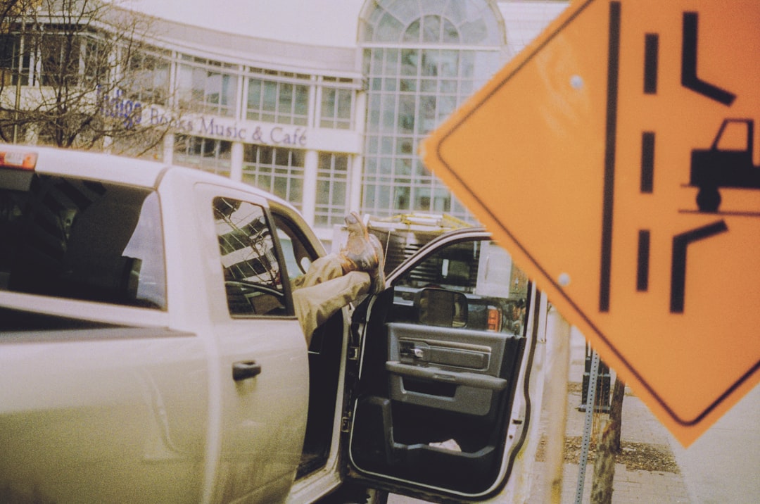 Photo child safety in vehicle